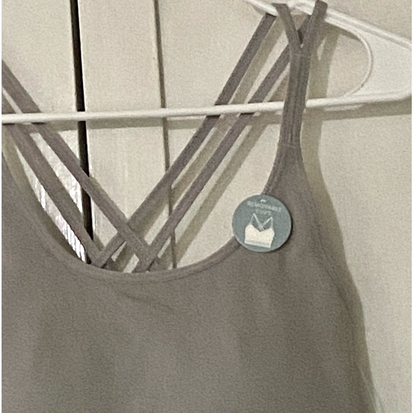 Ladies Sports Bra tone it up - Picture 3 of 6